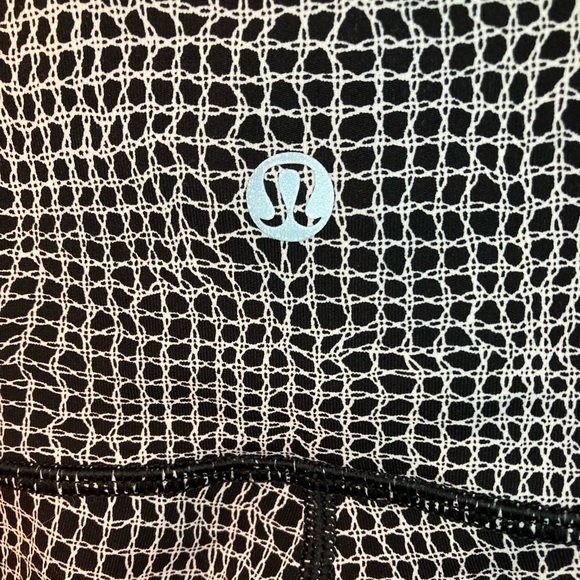 Lululemon black and white tights, size 10, great condition - Picture 7 of 12